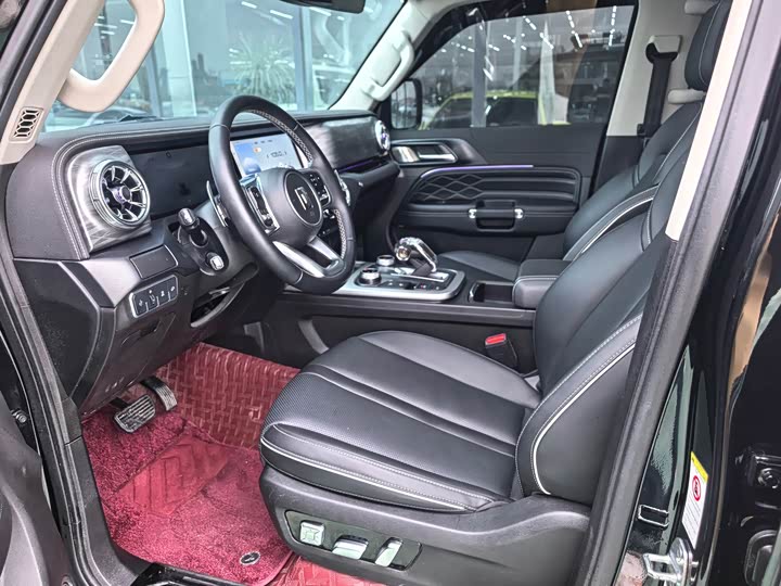 Фото 9 - Tank 300