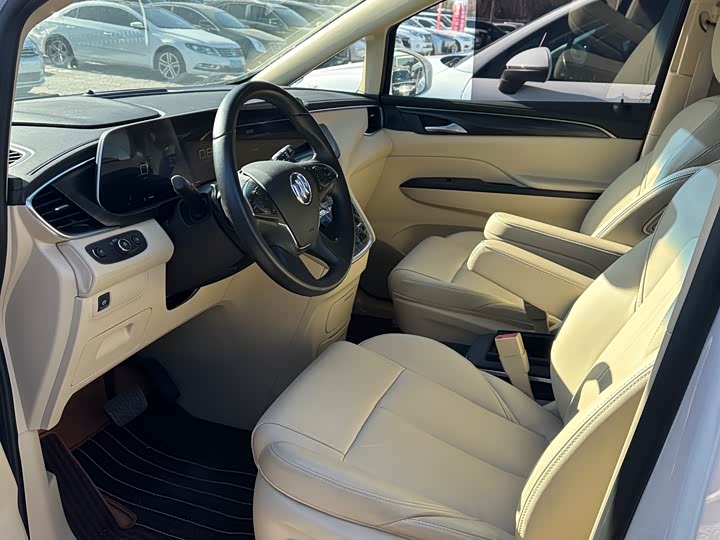 Фото 7 - Buick GL8 ES