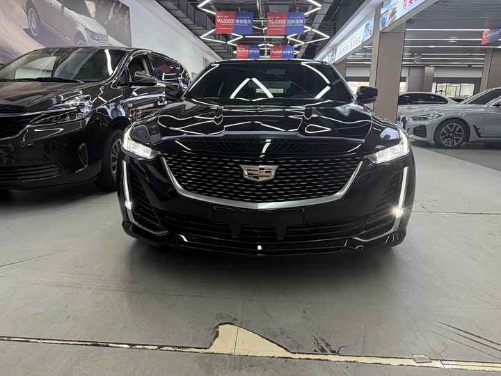 Фото 2 - Cadillac CT5