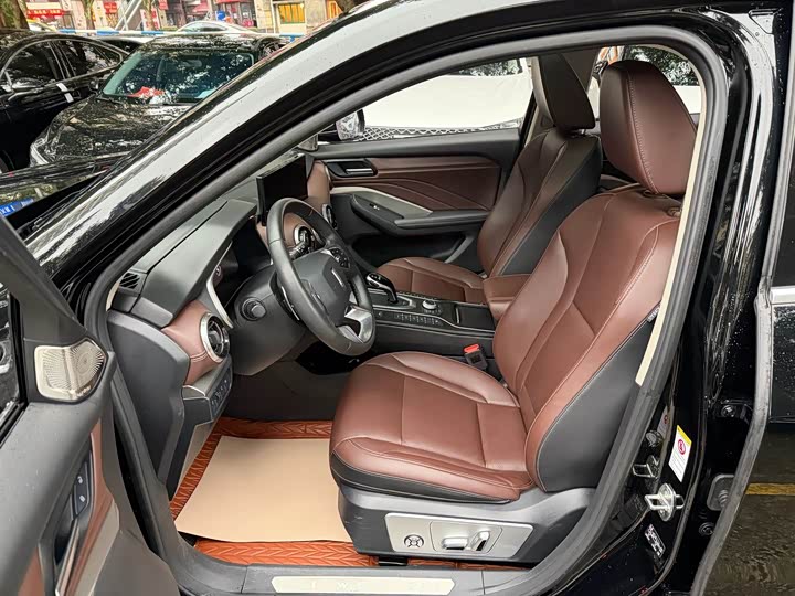 Фото 7 - Wey VV6