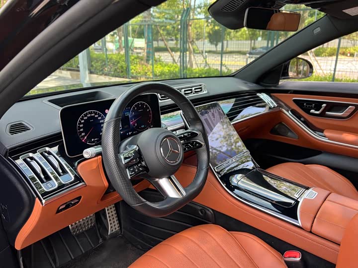 Фото 9 - Mercedes-Benz S-Class