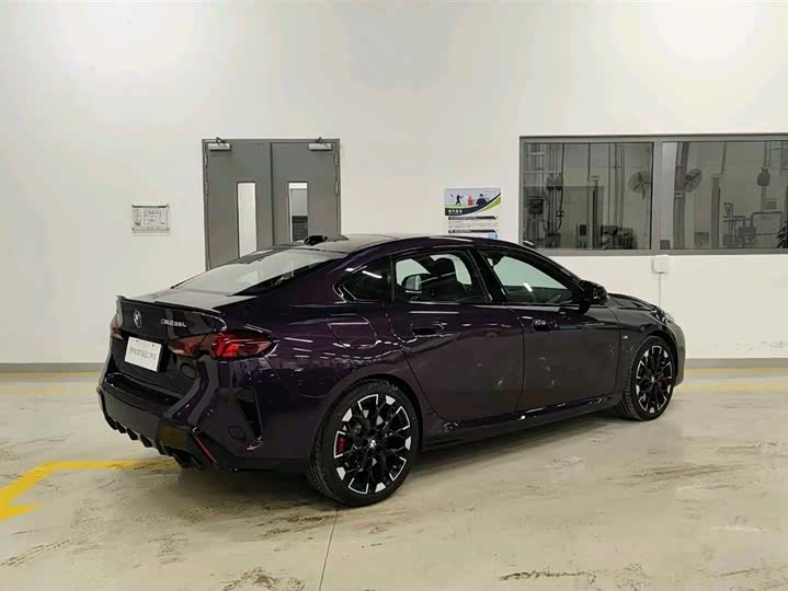 Фото 4 - BMW 2 Series