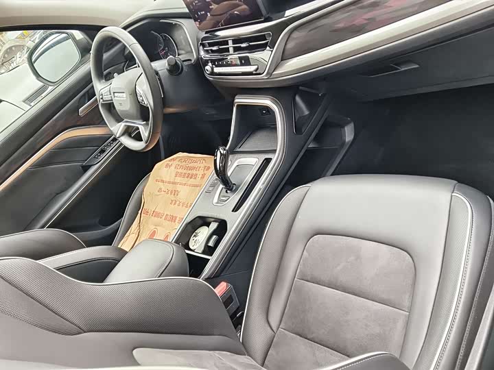 Фото 9 - Haval H6