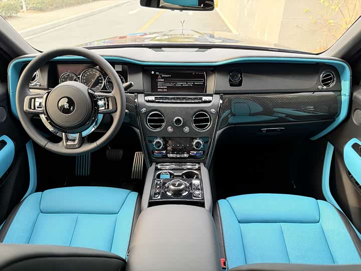 Фото 3 - Rolls-Royce Cullinan