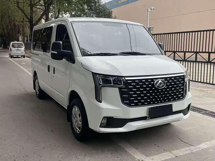 Фото 3 - Maxus V80