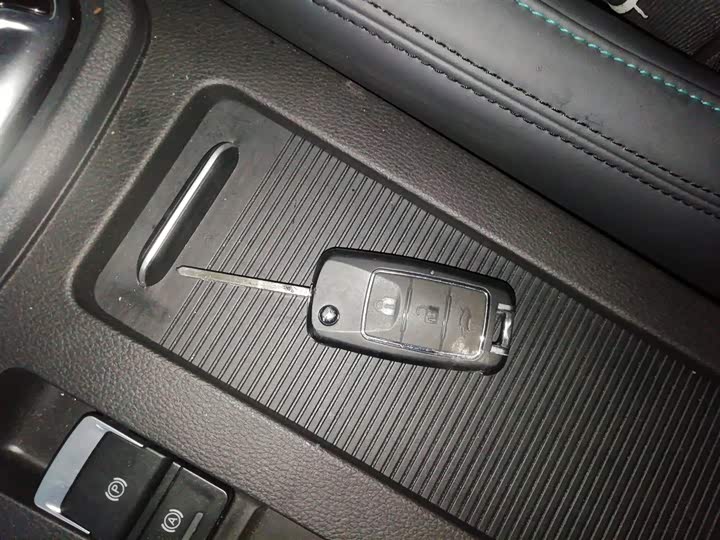 Фото 9 - Dongfeng Forthing S50 EV