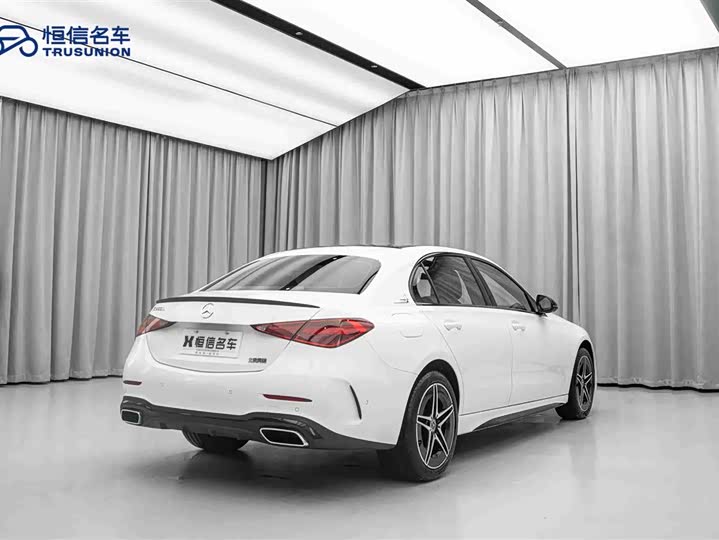 Фото 5 - Mercedes-Benz C-Class