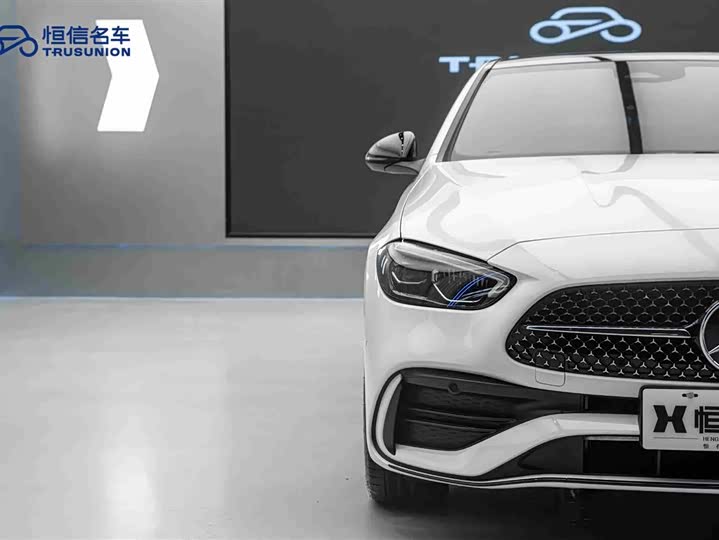 Фото 8 - Mercedes-Benz C-Class