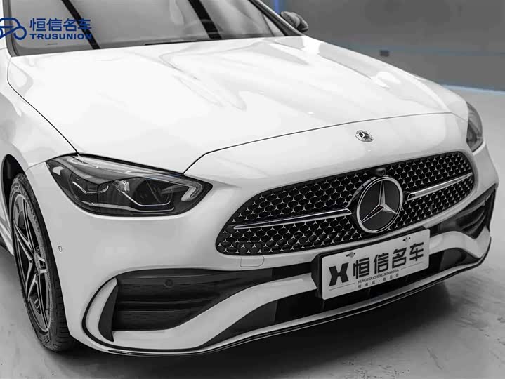 Фото 9 - Mercedes-Benz C-Class