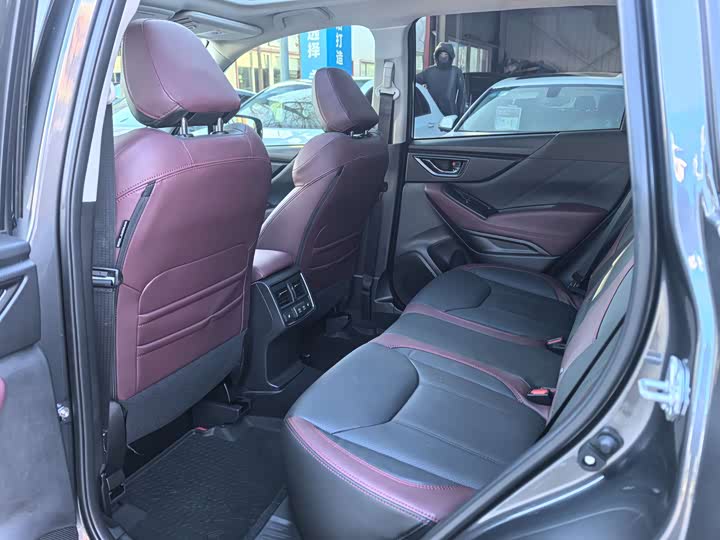 Фото 7 - Subaru Forester