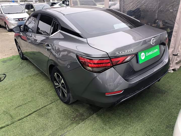 Фото 5 - Nissan Sylphy