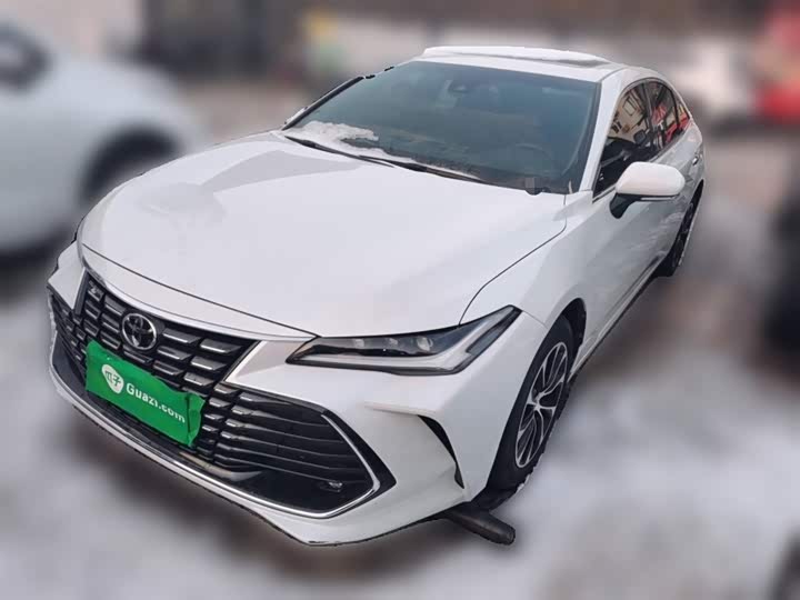 Фото 1 - Toyota Avalon