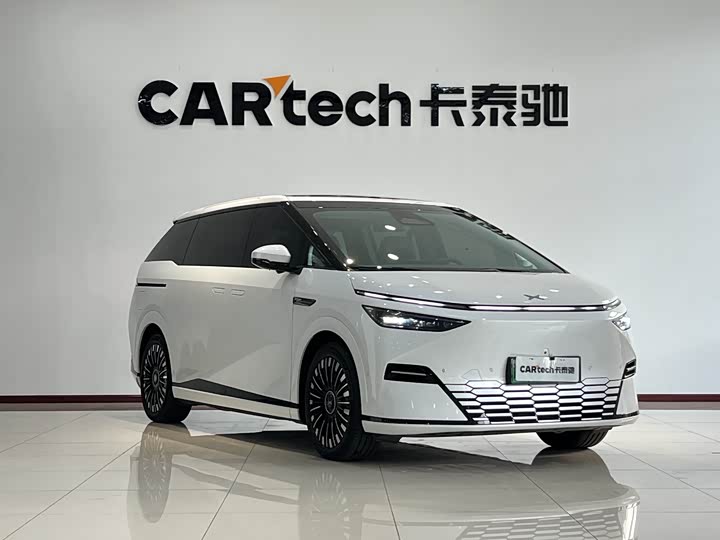 Фото 3 - XPeng X9