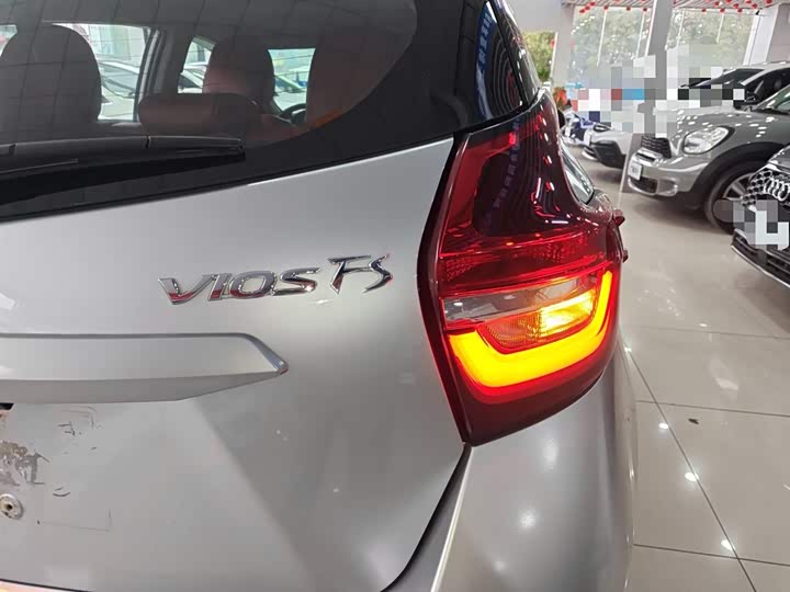 Фото 8 - Toyota Vios FS