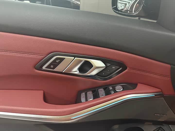 Фото 6 - BMW 3 Series