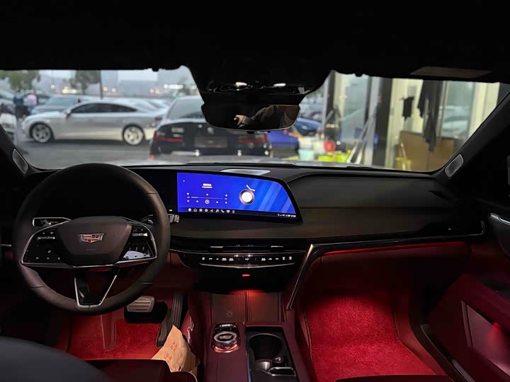 Фото 7 - Cadillac CT6