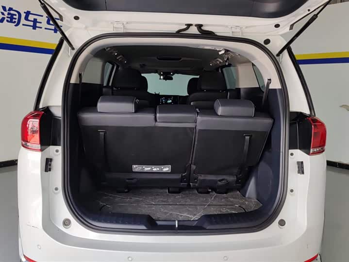 Фото 4 - GAC Trumpchi M8