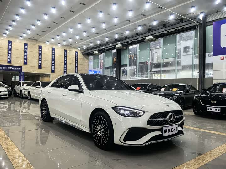 Фото 3 - Mercedes-Benz C-Class