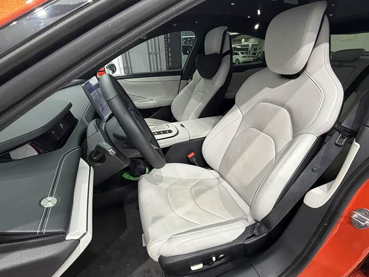 Фото 7 - Xiaomi SU7