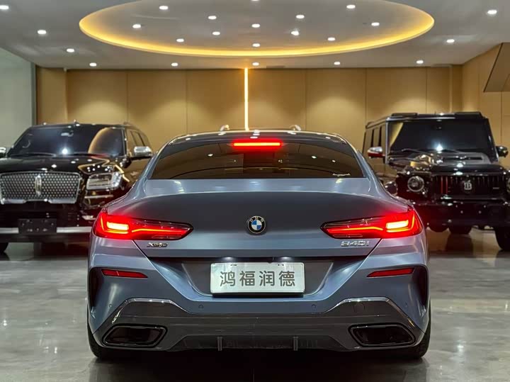 Фото 9 - BMW 8 Series