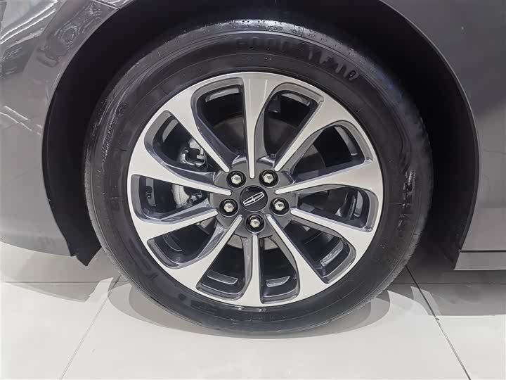 Фото 4 - Lincoln Z (Zephyr)