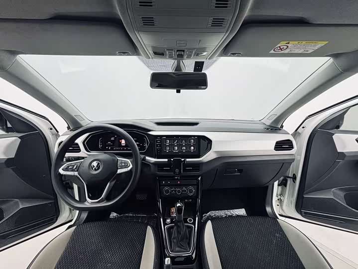 Фото 7 - Volkswagen Tacqua