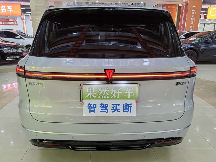 Фото 6 - Changan Deepal S09
