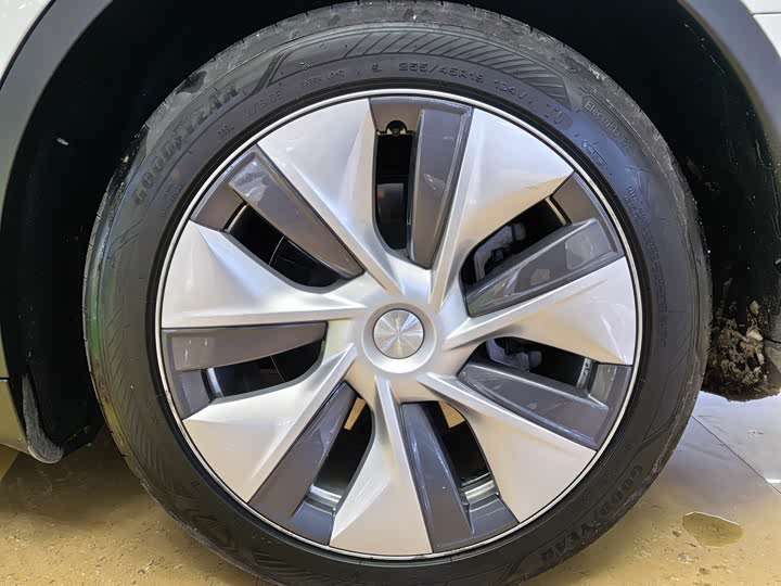 Фото 9 - Changan Deepal S09