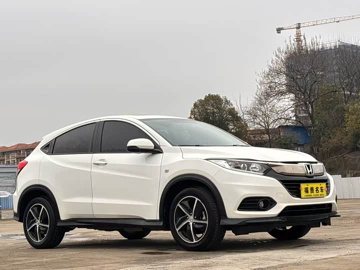 Фото 3 - Honda Vezel