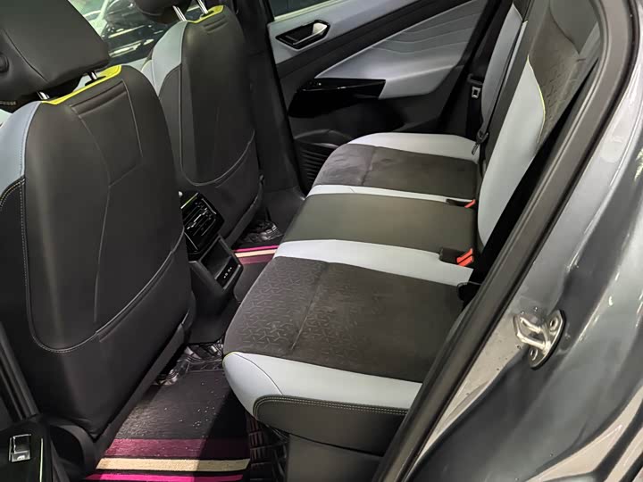 Фото 4 - Volkswagen ID.4 X