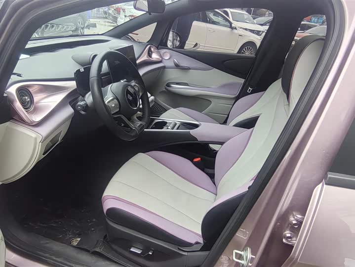 Фото 9 - BYD Dolphin