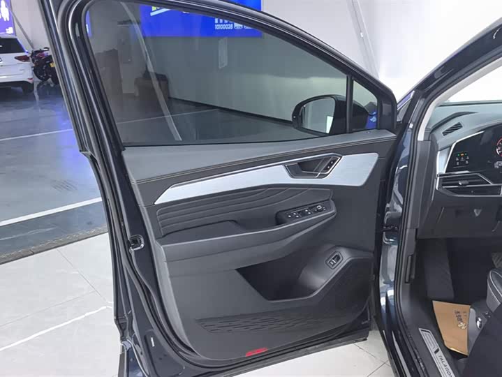 Фото 7 - Volkswagen Talagon