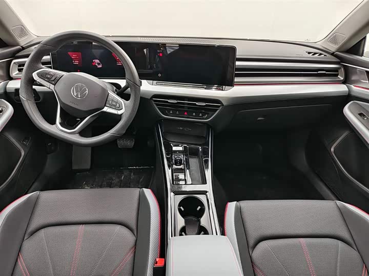 Фото 9 - Volkswagen Lamando L