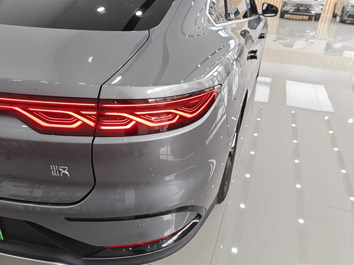 Фото 8 - BYD Han