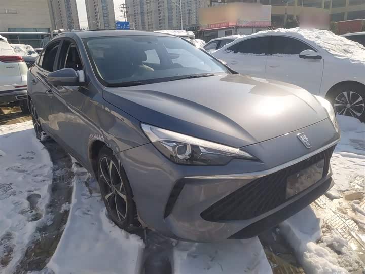 Фото 4 - Roewe i5