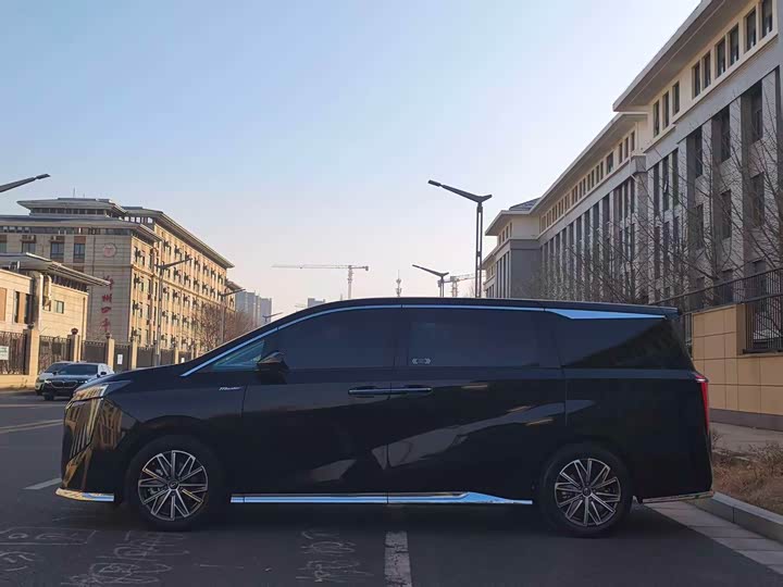 Фото 8 - GAC Trumpchi M8