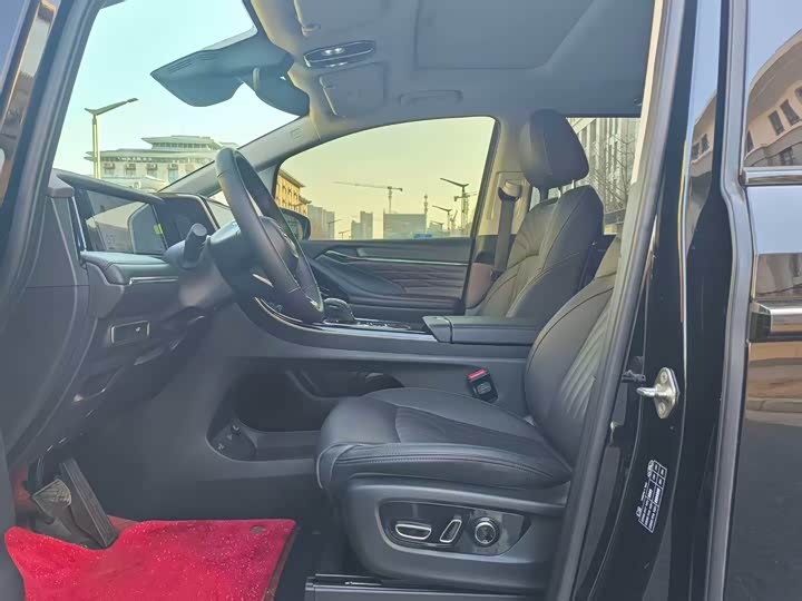 Фото 9 - GAC Trumpchi M8