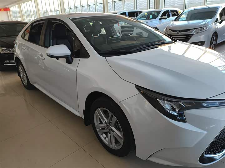 Фото 3 - Toyota Levin