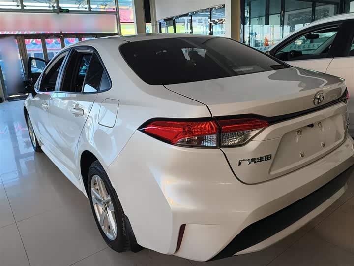 Фото 4 - Toyota Levin