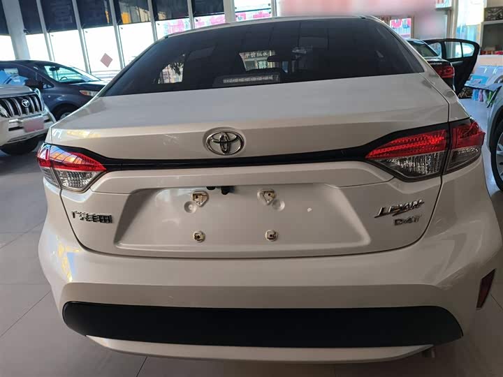 Фото 5 - Toyota Levin