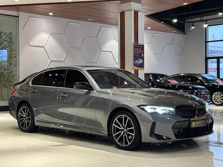 Фото 4 - BMW 3 Series