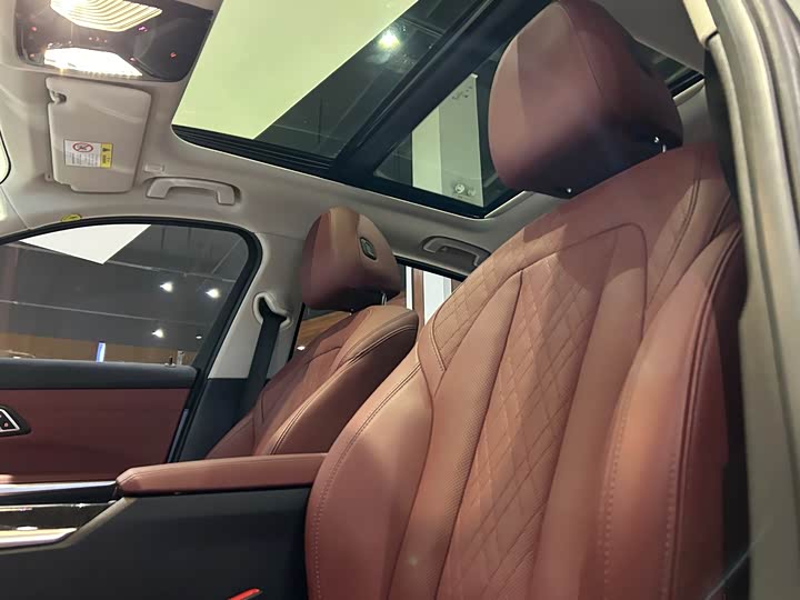 Фото 9 - BMW 3 Series