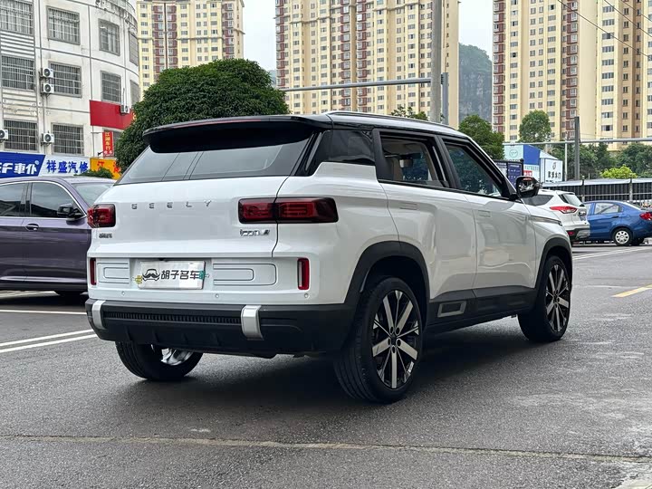 Фото 7 - Geely Icon