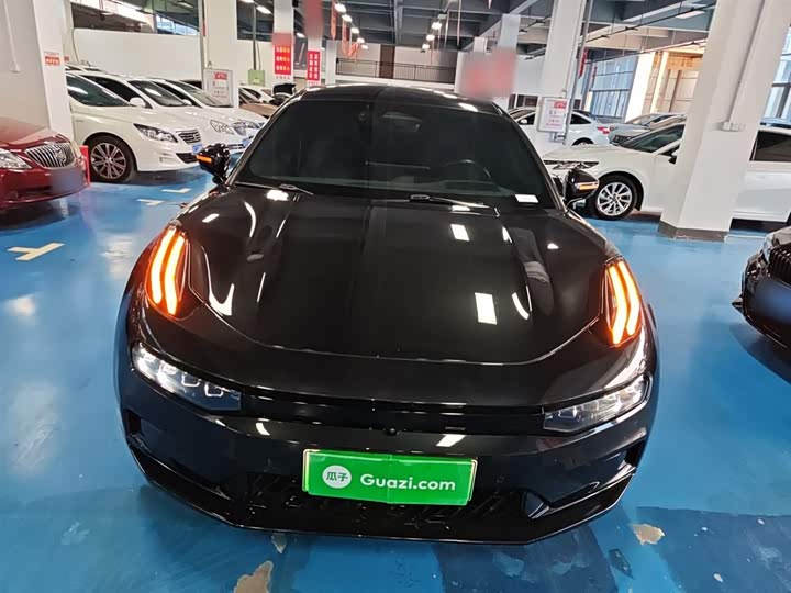 Фото 3 - Zeekr 001