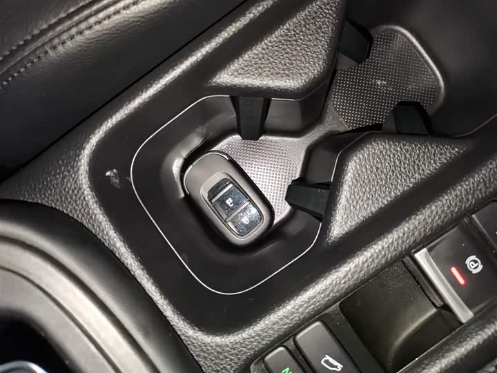 Фото 9 - Honda XR-V