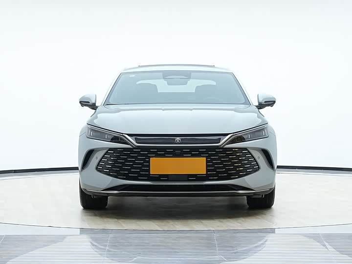 Фото 2 - BYD Qin L