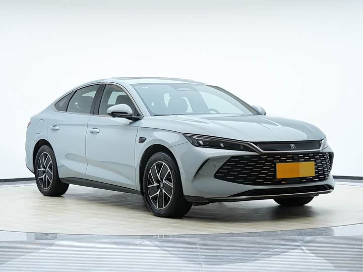 Фото 4 - BYD Qin L