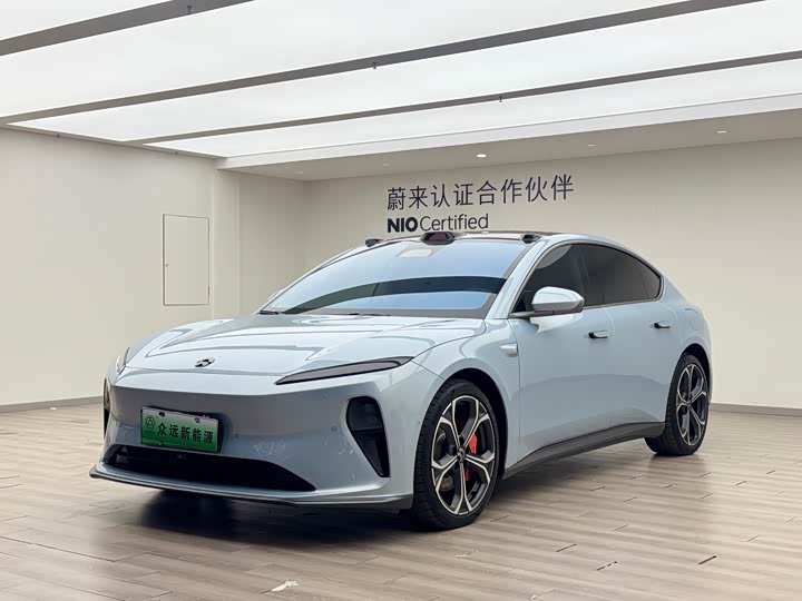 Фото 1 - Nio ET5