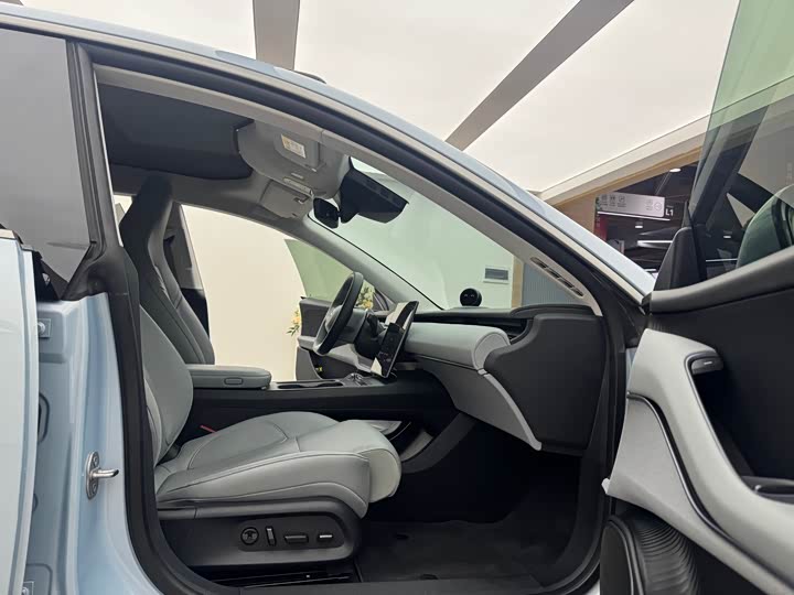 Фото 9 - Nio ET5