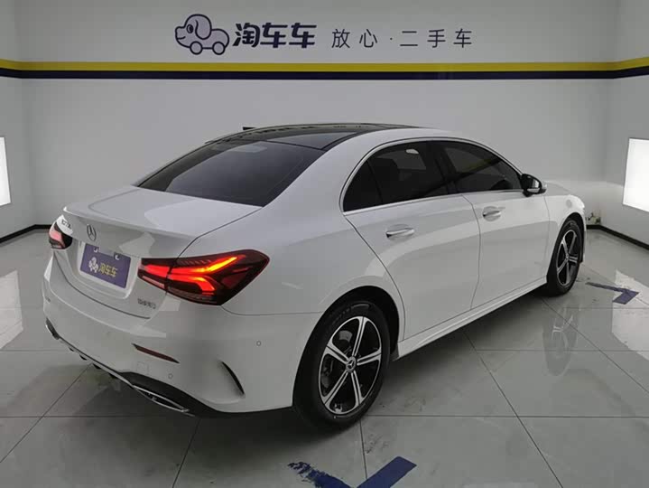 Фото 3 - Mercedes-Benz A-Class